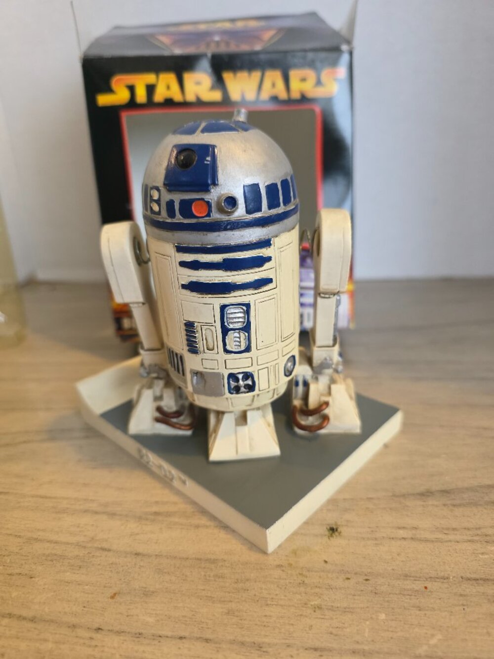 R2-D2 Resin Headknocker Bobble Head